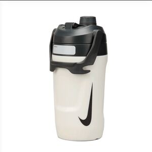 Nike Black and White Sports Bottle Fuel Jug 40oz